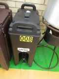 CAMBRO HOT/COLD DRINK CARRIER
