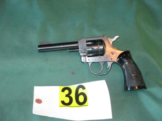 H & R MODEL 929 .22 CAL.