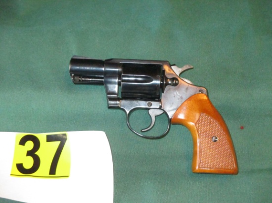 COLT DETECTIVE SPCL. 38 SPCL W/ SHROUDED EJECTOR ROD