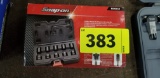 Snap On 10 PC Metric Stud Removal Kit