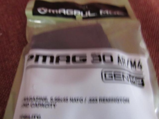 5 Magpul 30 rd ar15 magazines