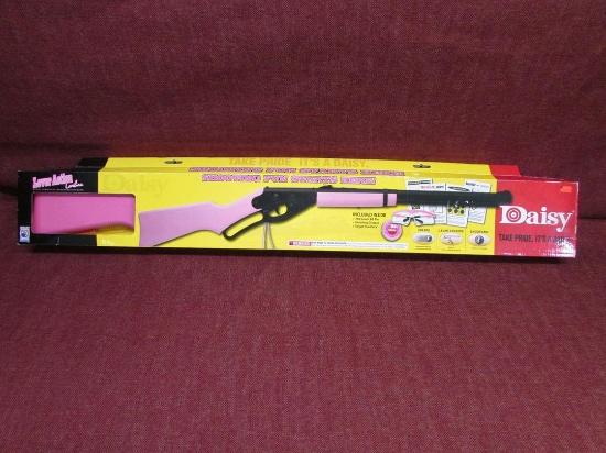 Daisy Lever Action, .177 like new in box