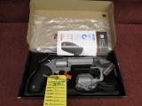 Taurus 992 22lr. revolver . sn: KU306262