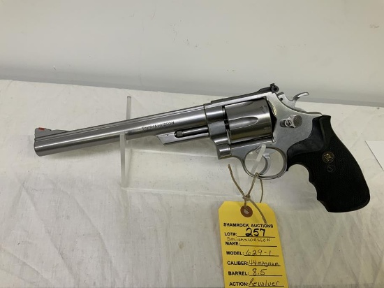 Smith & Wesson 629-1 44 mag revolver, sn N911382,