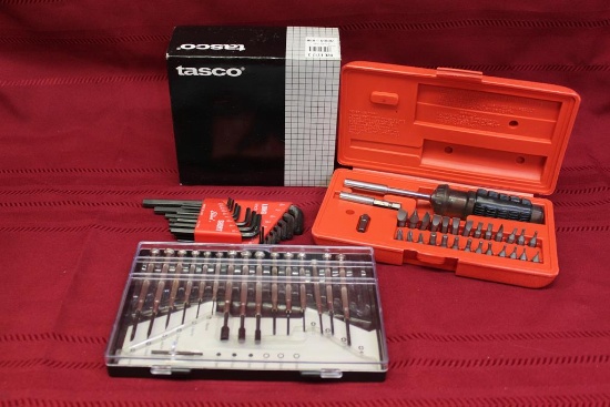 4 piece box lot, like new in box - Tasco #30 bore sighter