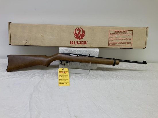 Ruger, 10/22, 22LR, sn: 234-60881, 18.5" brl, rifle, with box