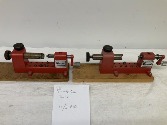 2 Hornady case trimmers with 5 pilots, both for one money
