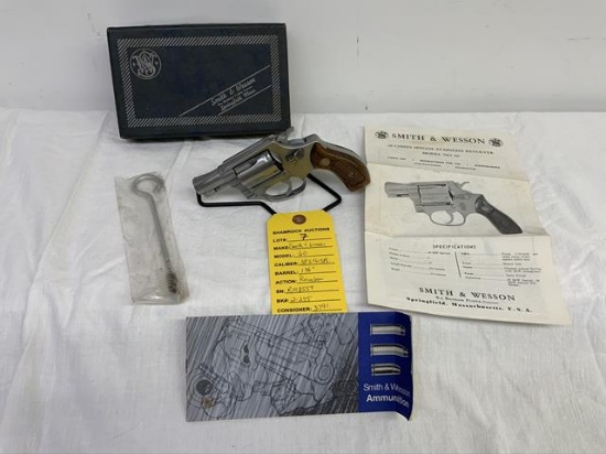 Smith & Wesson 60 38 S&W spl revolver, sn R148559,