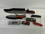 7 knives - 3 folding knives like new in packages, 2 folding