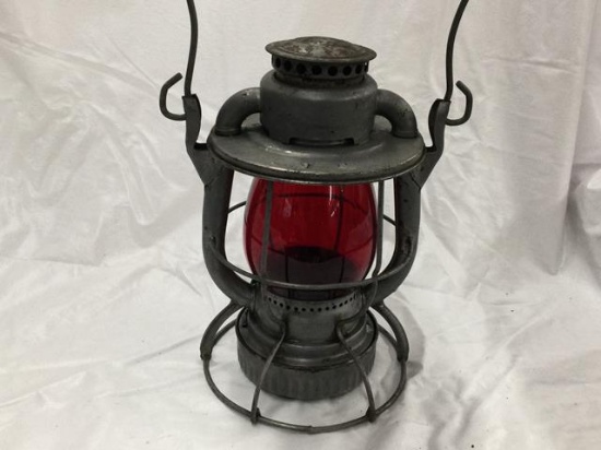deitz rr lantern with dl&w rr signed red globe