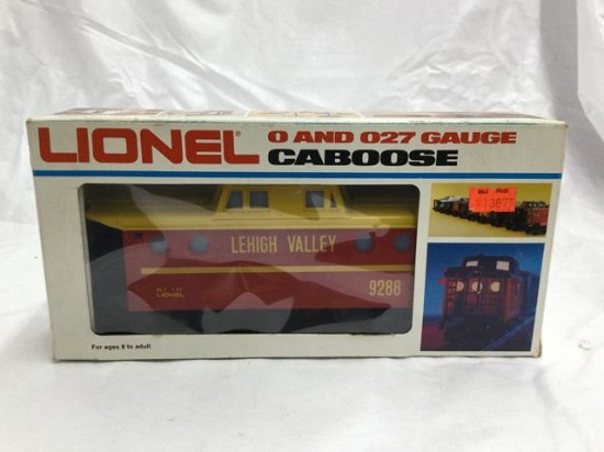 2 lionel cabooses- #16526 Kansas city southern and #9288