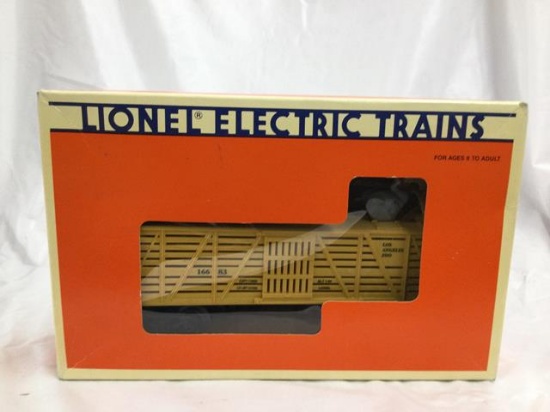 3 lionel train cars #9750 box car/#16683 operating
