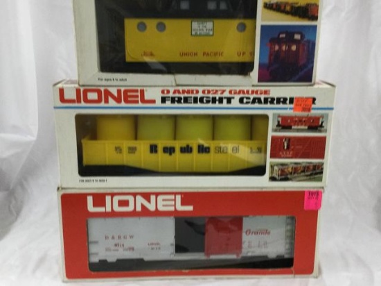3 lionel train cars #9168lighted caboose/9055 gondola/