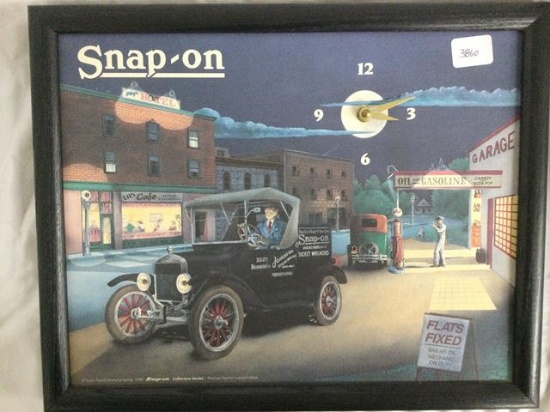 snap-on wall clock with scene in background - battery op