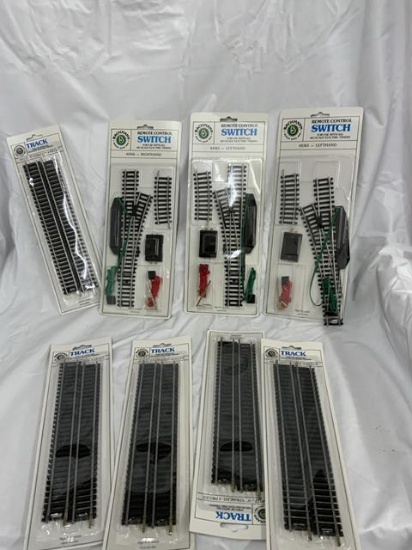 large lot of bachmann track-- straight/curved/switch