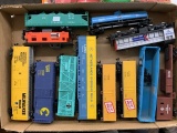 12 pieces HO scale train cars