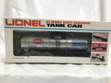 3 train cars in boxes 2 lionel #9334 tanker/9085 work