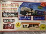santa fe express 34 pc playset/ train set iob