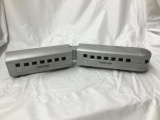 6 lionel train cars - flatbed w/ backhoe/2 silver stream/2