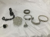 boxlot costume jewelry inc. onyx looking jewelry and cuff