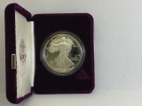 1986 Silver American Eagle $1 1oz Fine Silver with case and box