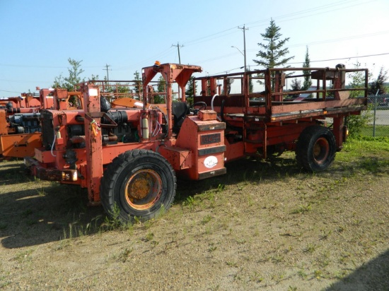 JC JUT-41 SCISSORLIFT