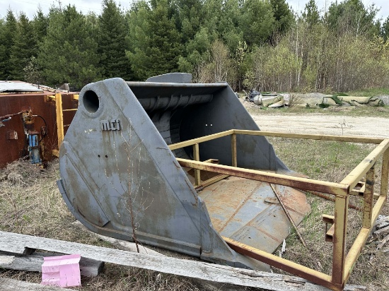 MTI Scoop Bucket