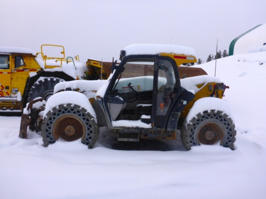 2014 Caterpillar TH40T Telehandler