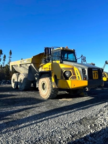 Komatsu HM400-5 Articulated Dump Truck