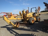 Case 660 trencher, 902 hrs.