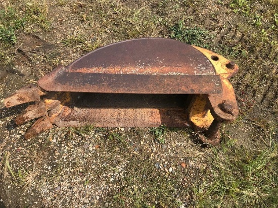 DEERE 310 bucket