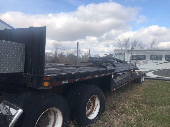 1977 TSP tandem axle trailer