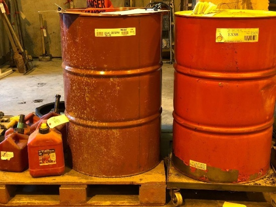 55 gallon barrel of Mobil 15-40 oil