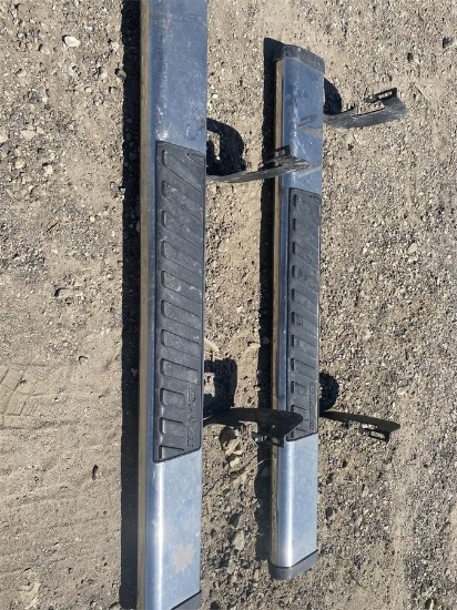 Dee Zee 4' Tube Style Running Boards