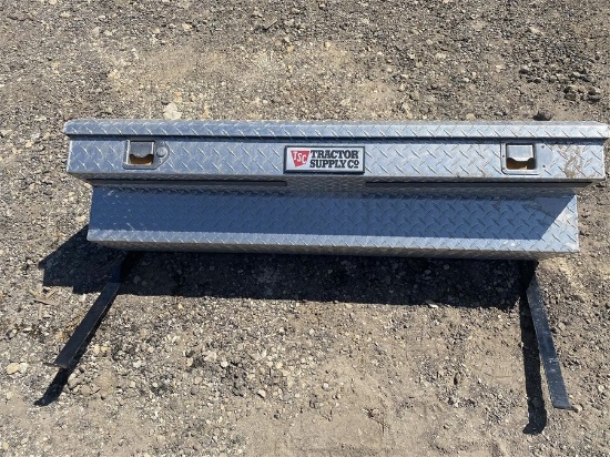 Tractor Supply Tool Box, Silver