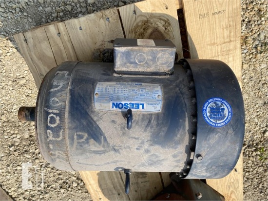 LEESON ELECTRIC MOTOR 5 H.P 241