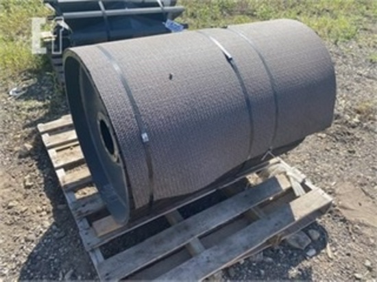 24" x 36" Head Pulley 36" Belt 5 1/6 Shaft