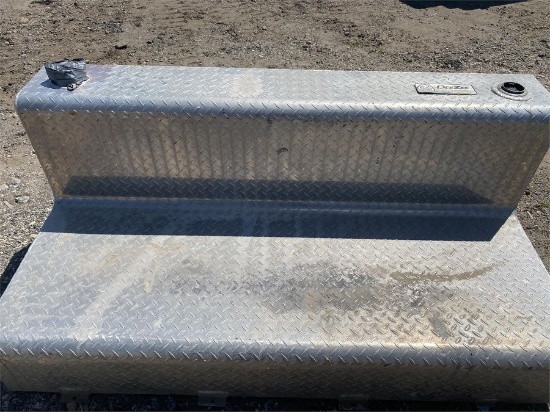 Dee Zee Fuel Tank
