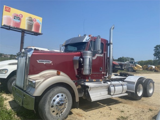 2007 KENWORTH W900