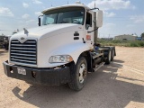 2004 MACK VISION CX613