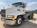 2001 MACK CH613
