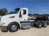 2015 PETERBILT 579