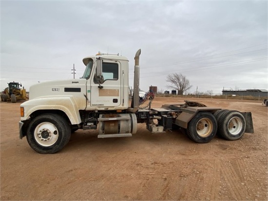 2008 MACK PINNACLE CHU613