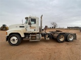 2008 MACK PINNACLE CHU613