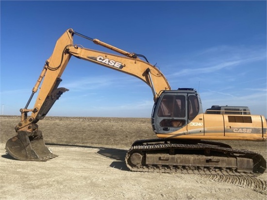 2001 Case CX240