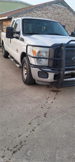 2011 FORD F250 349