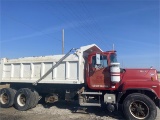 1985 MACK RS685LS