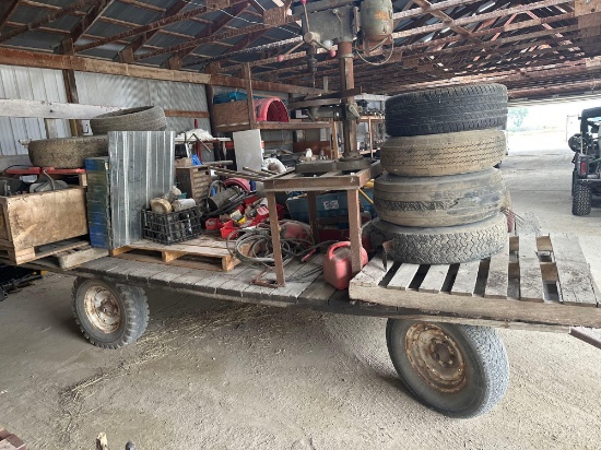 Wagon of miscellaneous items