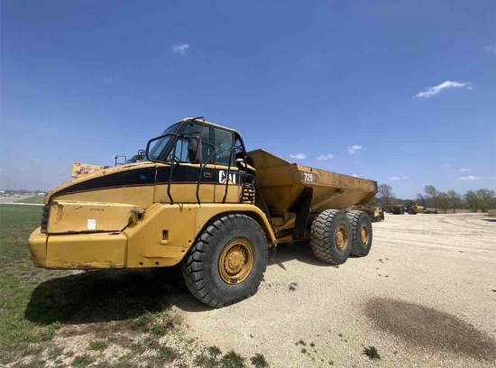 2006 Caterpillar 725