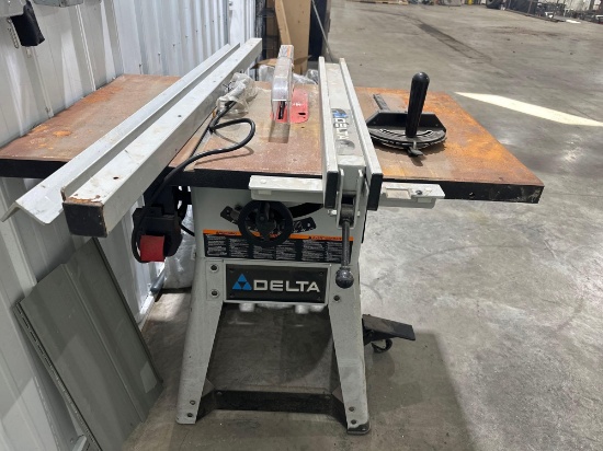 Delta 10" Table Saw